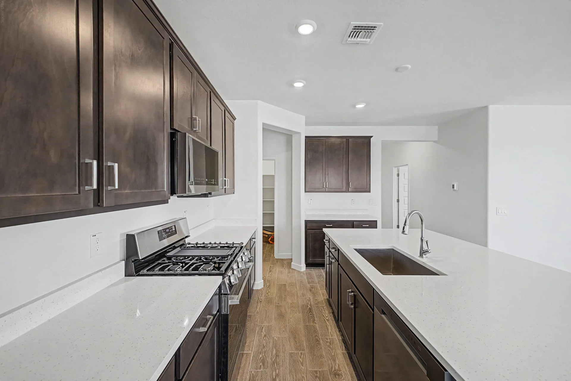 13 AST 3 Kitchen