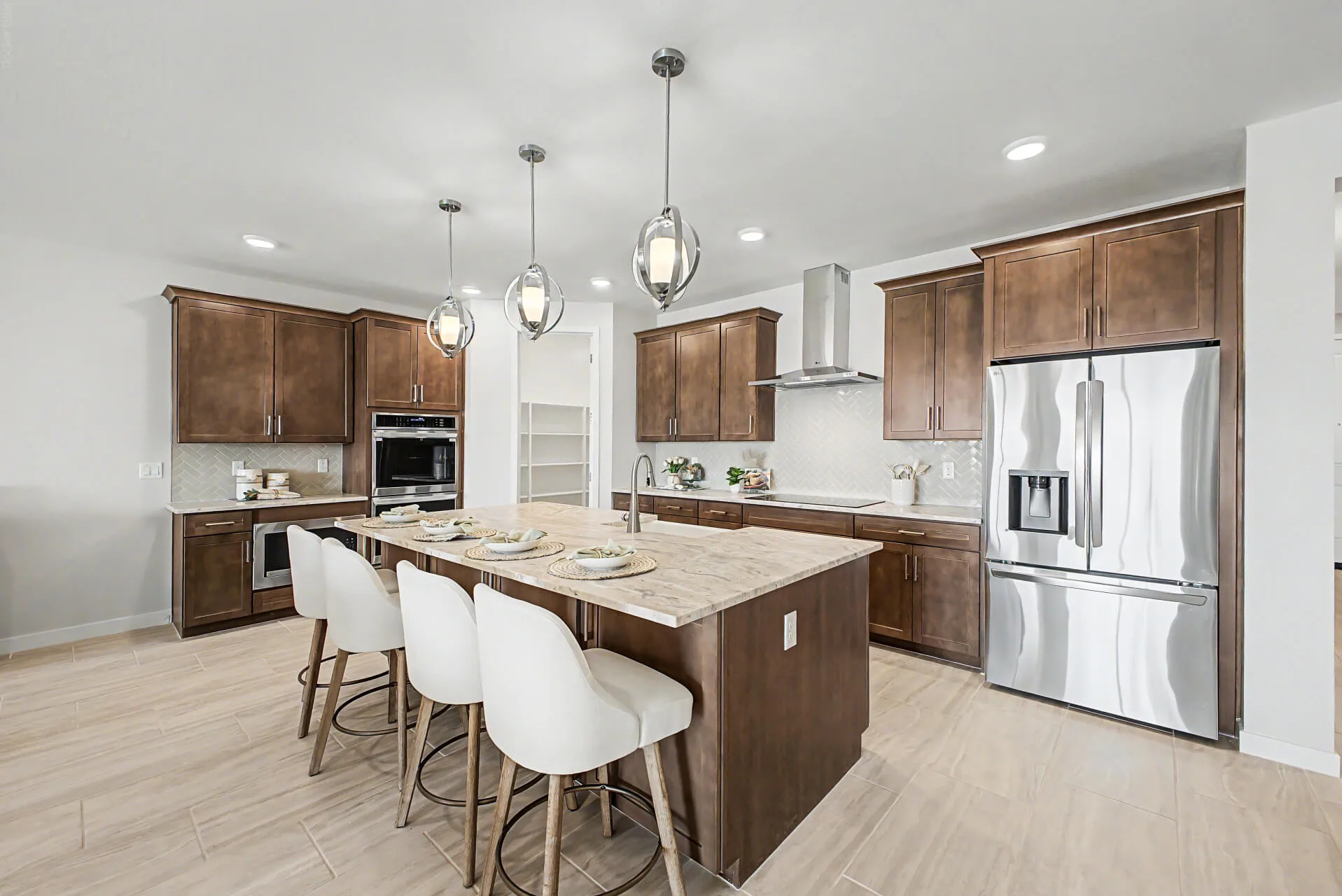 14 - 202 Kitchen 1