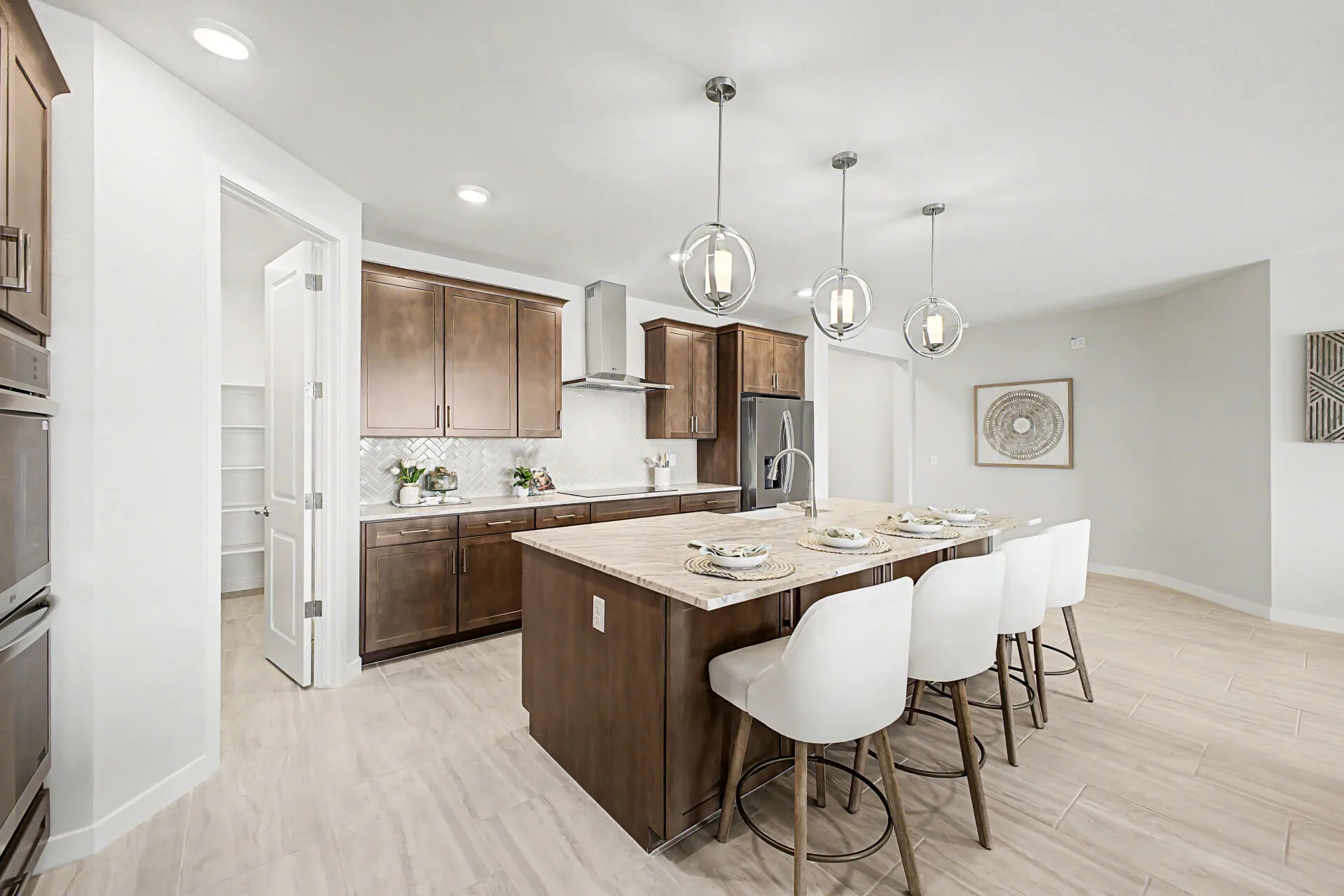 15 - 202 Kitchen 2