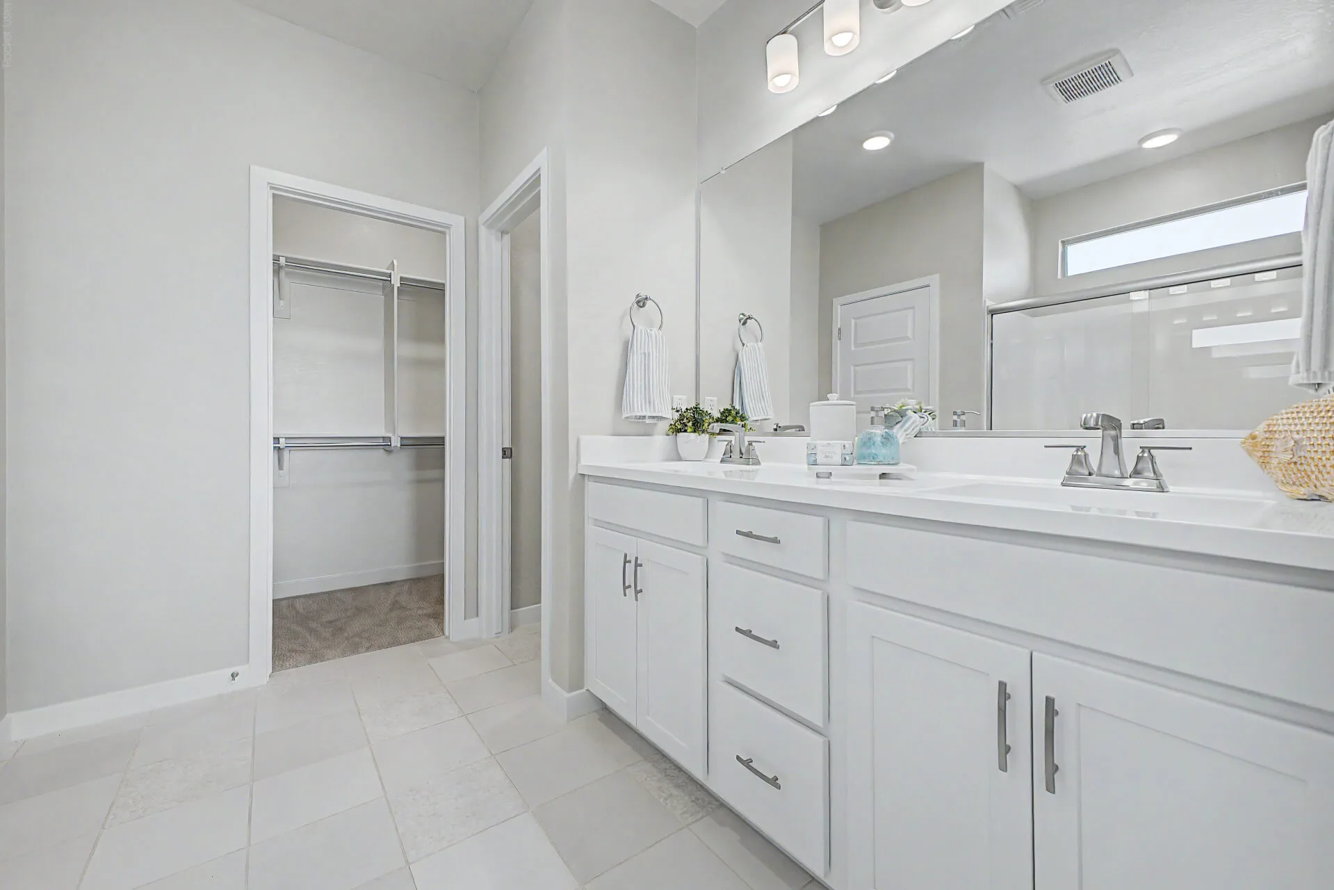 16 - 216 Master Bath 1