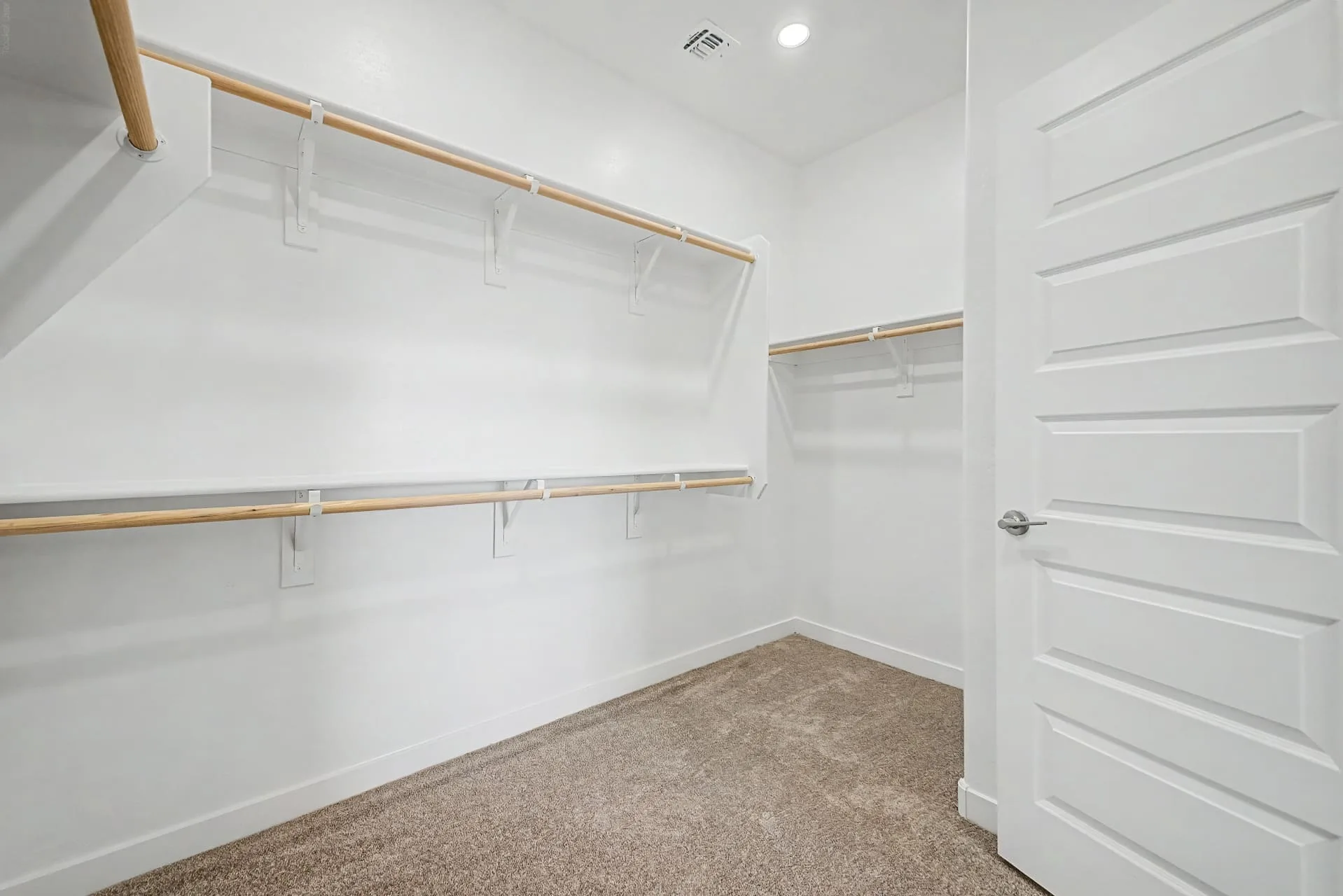 21 AST 3 Master Closet
