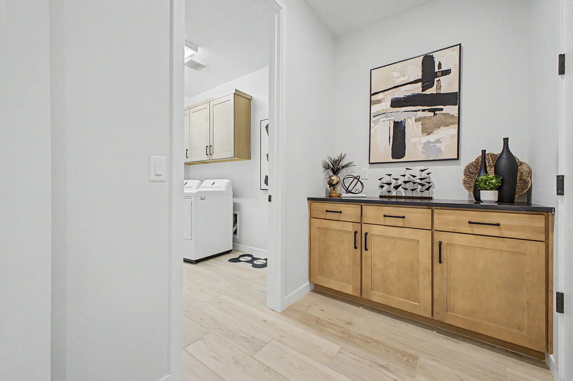 29 - 203 Mud Room