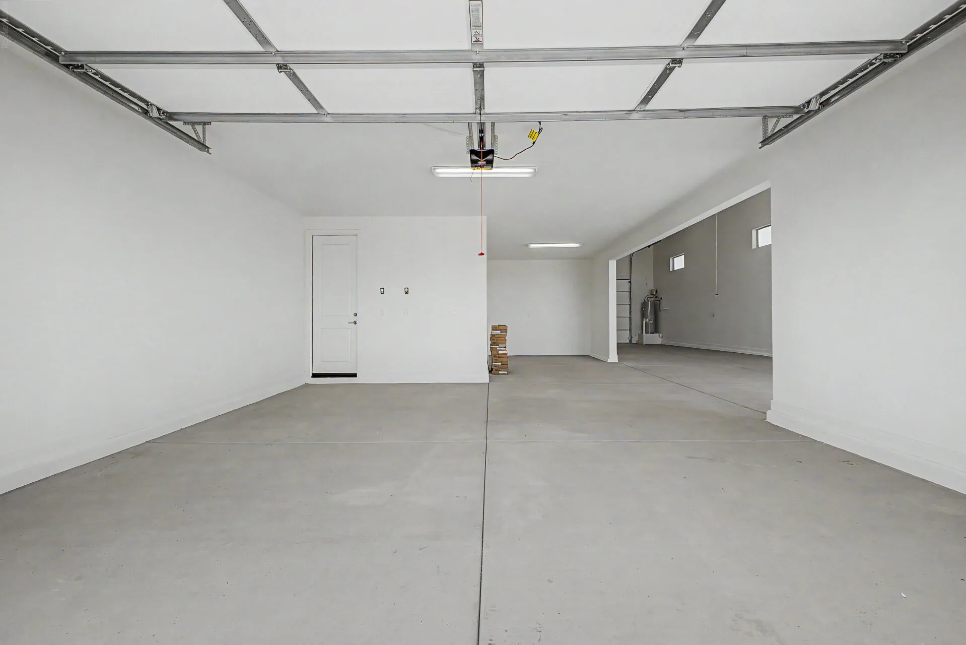 31 - 203 Garage 1