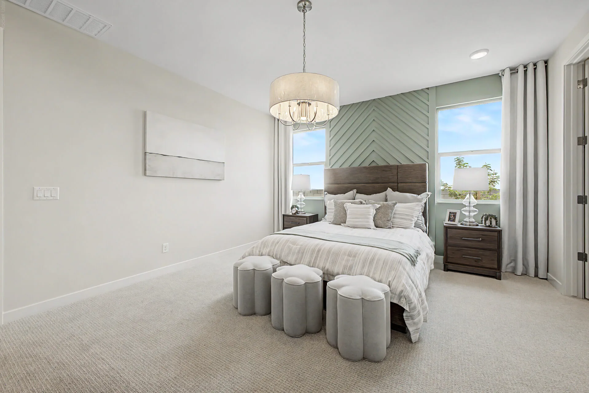 32 - 202 Casita Bed 2