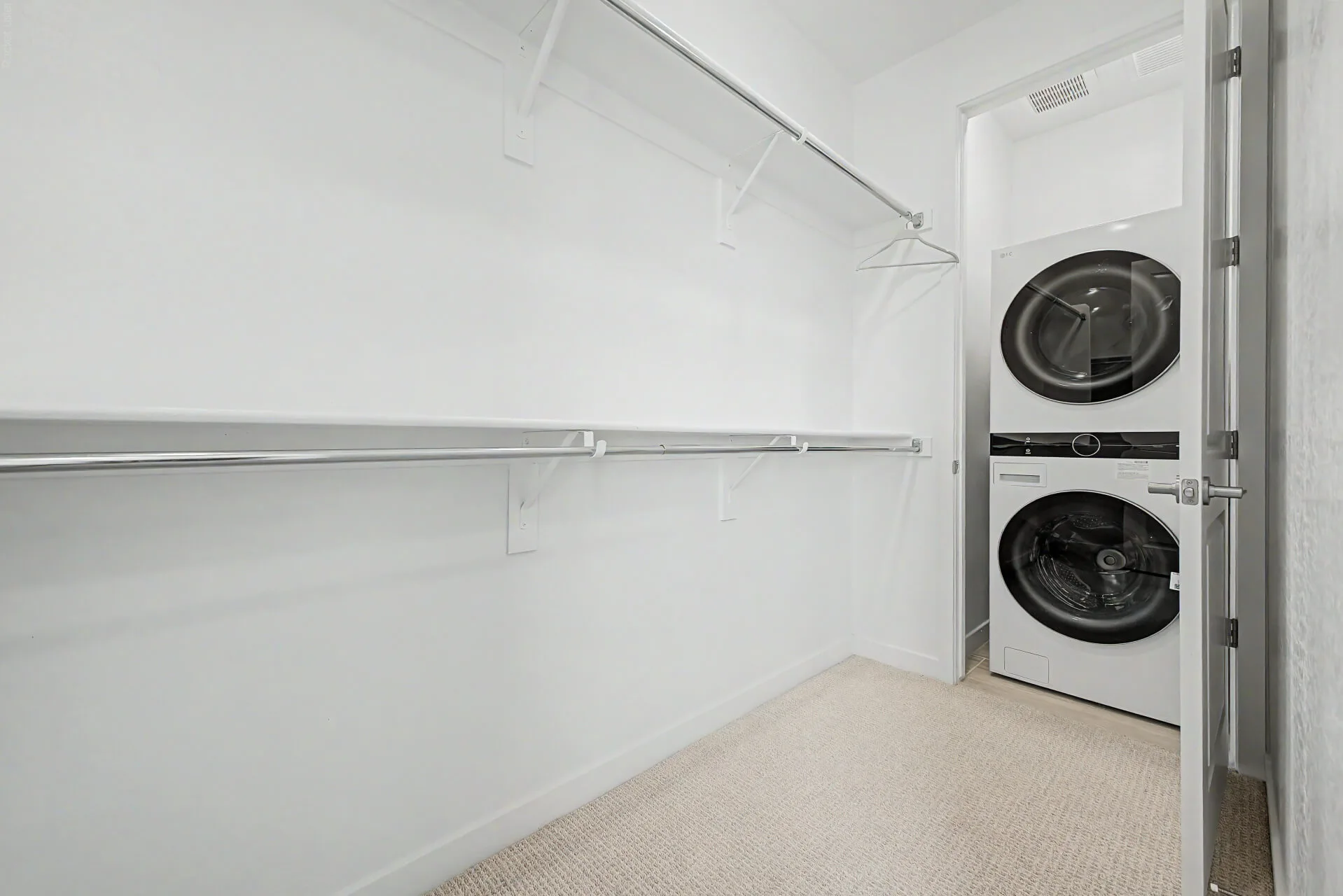 35 - 202 Casita Closet - laundry