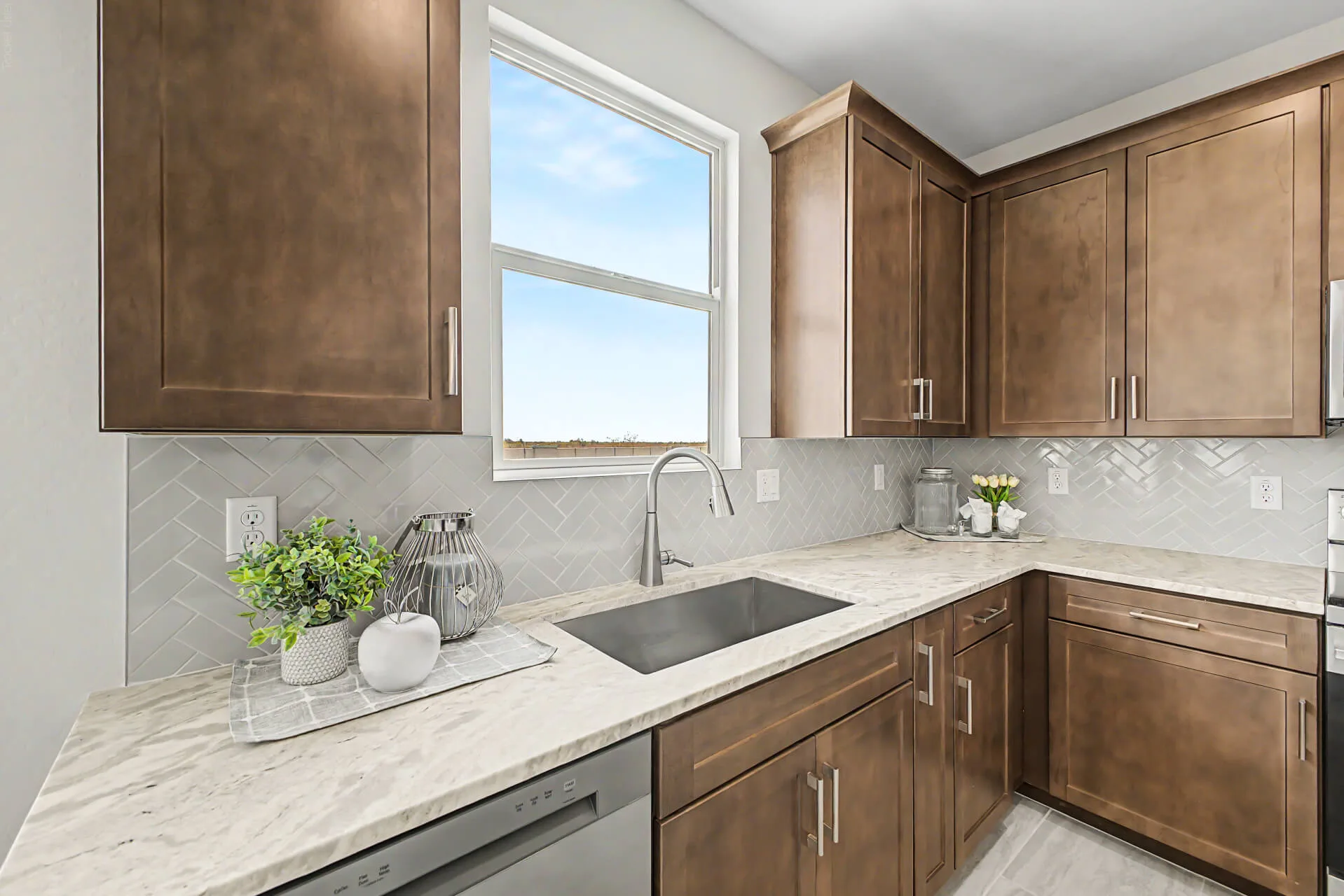 39 - 202 Casita Kitchen 2