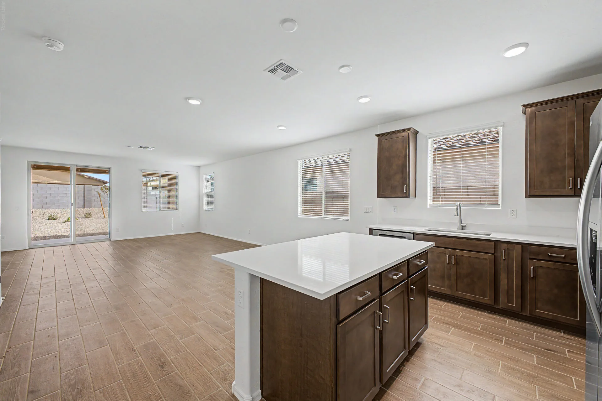 10 - Lot 43 Great Room 3