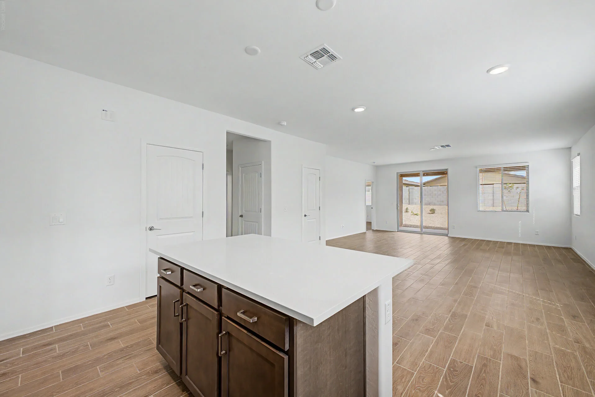 11 - Lot 43 Great Room 4